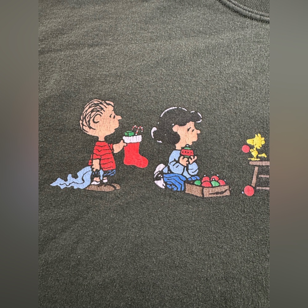 Charlie Brown Snoopy Peanuts Christmas Holiday Crewneck Sweatshirt Green Size L - Picture 7 of 10